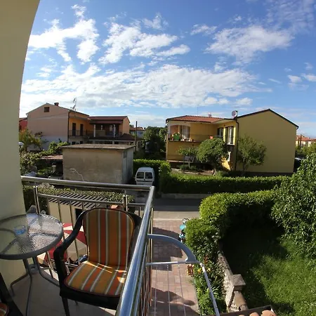 Apartment Neno *