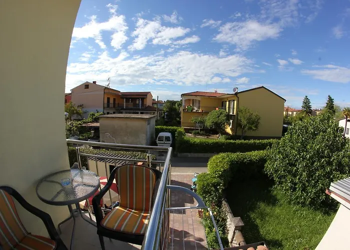 Apartment Neno *